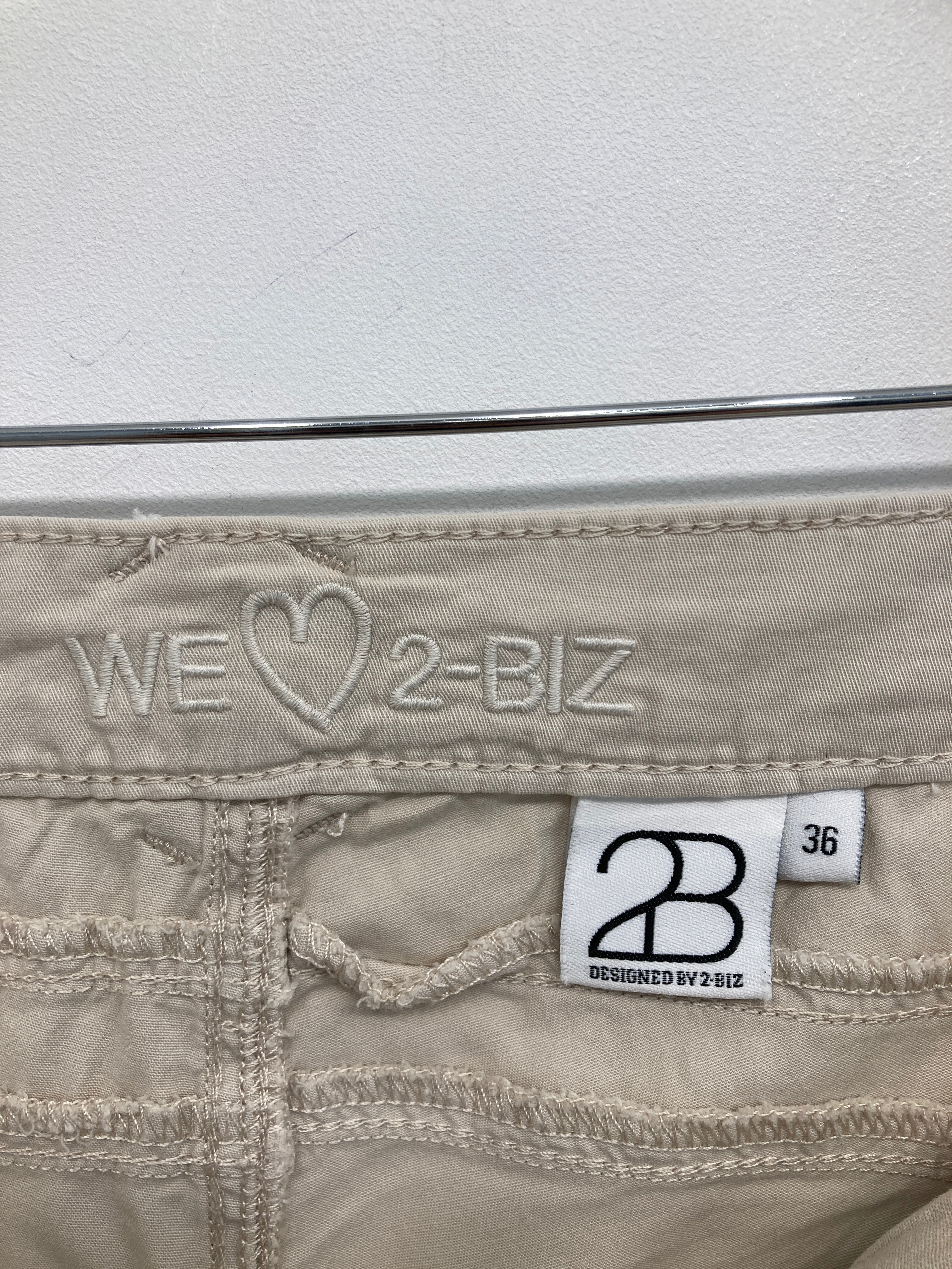 2-Biz Shorts